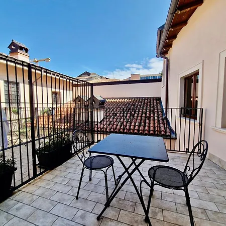 דירה Casa Di Aria By Tramonti ל'אקווילה